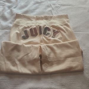 Juicy pants